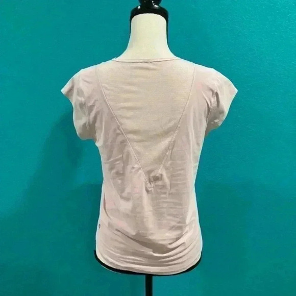 Lululemon for the run short sleeve tee in petal pink - Picture 3 of 9